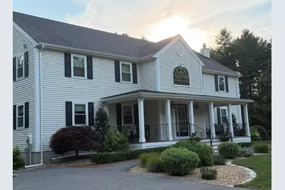 360 Myricks St, Taunton, MA 02718 - Photo 2