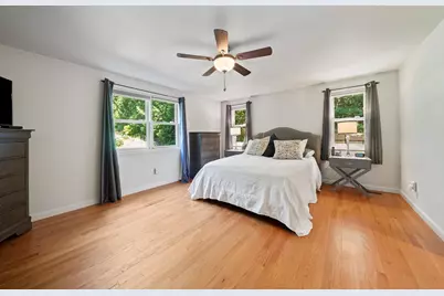 21 Colony Ave, Bourne, MA 02532 - Photo 10