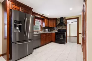 73 Lanark Rd, Malden, MA 02148 - Photo 4