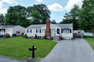 118 Spruce Rd, Norwood, MA 02062 - Photo 2
