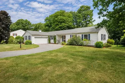 93 Wyndward Rd, Longmeadow, MA 01106 - Photo 2