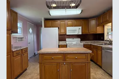 8 First Avenue, Westfield, MA 01085 - Photo 24