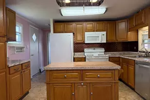 8 1st Ave, Westfield, MA 01085 - Photo 24