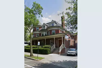 1583 Beacon St #3B, Brookline, MA 02446 - Photo 4