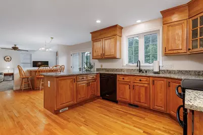 562 Mendon Rd, Sutton, MA 01590 - Photo 4