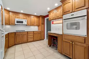 41 Berkeley Rd, Framingham, MA 01701 - Photo 12