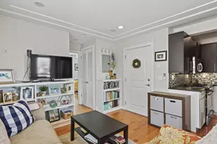 104 D St, Boston, MA 02127 - Photo 10