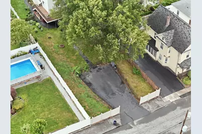 87 Crescent St, Lowell, MA 01851 - Photo 40