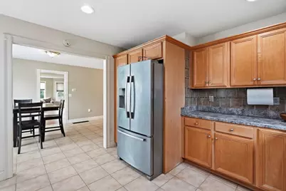 87 Crescent St, Lowell, MA 01851 - Photo 16