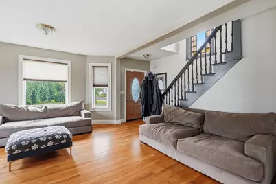87 Crescent St, Lowell, MA 01851 - Photo 4