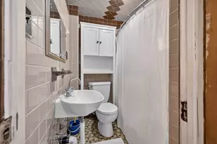 14 Flint Ave, Somerville, MA 02145 - Photo 12