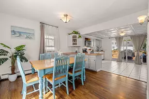 21 Burroughs St, Danvers, MA 01923 - Photo 6