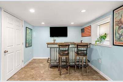 21 Burroughs St, Danvers, MA 01923 - Photo 24