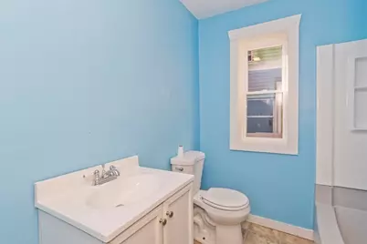 34 Washington St, Greenfield, MA 01301 - Photo 18