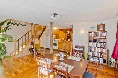 34 Washington St, Greenfield, MA 01301 - Photo 10