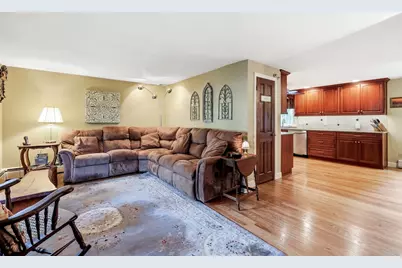 8 Linwood Dr, Wilbraham, MA 01095 - Photo 18