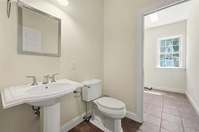 10 Sullivan Ln, South Hadley, MA 01075 - Photo 16