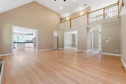 10 Sullivan Ln, South Hadley, MA 01075 - Photo 6