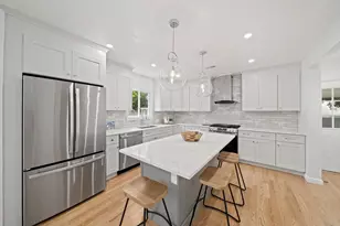100 Keith St, Boston, MA 02132 - Photo 4
