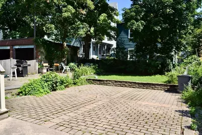 13 Howe St, Somerville, MA 02145 - Photo 26