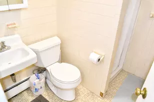 13 Howe St, Somerville, MA 02145 - Photo 22