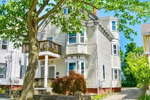 13 Howe St, Somerville, MA 02145 - Photo 2