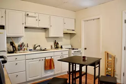 13 Howe St, Somerville, MA 02145 - Photo 18