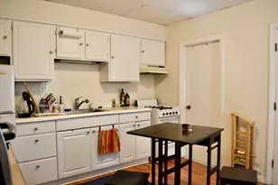13 Howe St, Somerville, MA 02145 - Photo 18