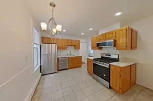 39 Newport St, Boston, MA 02125 - Photo 8