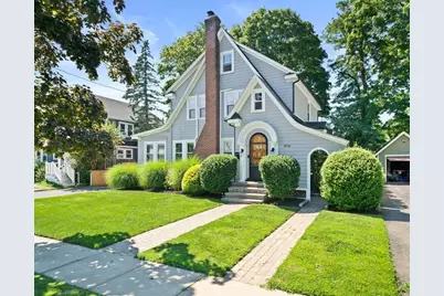 41 Theresa Rd, Quincy, MA 02169 - Photo 2