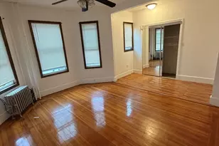 42 Lucerne St, Boston, MA 02124 - Photo 2