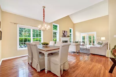 15 Hawthorne Lane #15, Bedford, MA 01730 - Photo 4