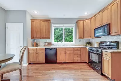 15 Hawthorne Lane #15, Bedford, MA 01730 - Photo 6