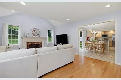 38 Trowbridge Lane, Shrewsbury, MA 01545 - Photo 4