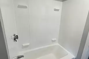 95 Wade St, Fall River, MA 02721 - Photo 12