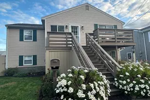 34 Brookline Ave, Hull, MA 02045 - Photo 1