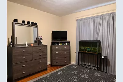 96 Fairview Ave, West Springfield, MA 01089 - Photo 6