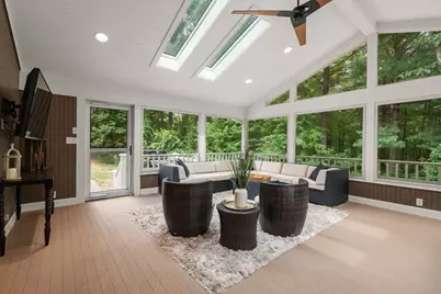 24 Longwood Dr, Hopkinton, MA 01748 - Photo 14