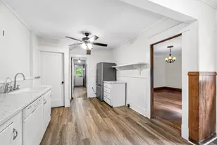 32 Marsden St, Springfield, MA 01109 - Photo 10