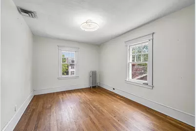 32 Marsden St, Springfield, MA 01109 - Photo 18