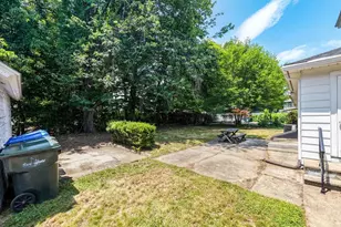 32 Marsden St, Springfield, MA 01109 - Photo 38