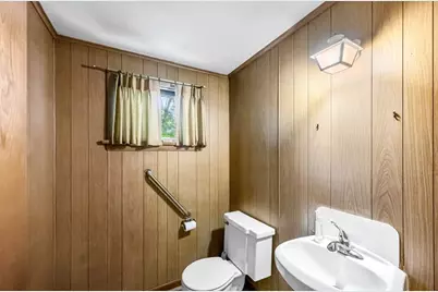 32 Marsden St, Springfield, MA 01109 - Photo 34