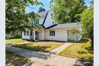 32 Marsden St, Springfield, MA 01109 - Photo 2