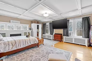 24 Chisholm Ln, Boston, MA 02131 - Photo 8
