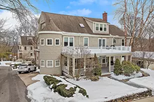 24 Chisholm Ln, Boston, MA 02131 - Photo 12
