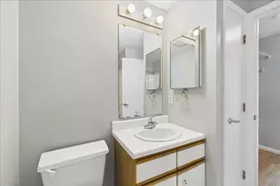 30 Chelsea St, Everett, MA 02149 - Photo 26