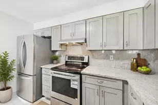 30 Chelsea St, Everett, MA 02149 - Photo 10