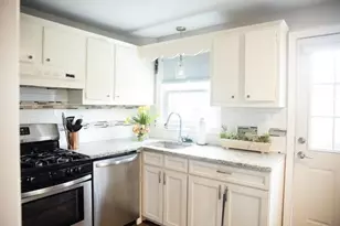 23 Ledge Hill, Boston, MA 02132 - Photo 1