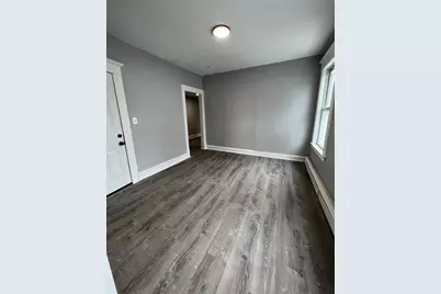 12 Bellevue St #2, Lowell, MA 01851 - Photo 4