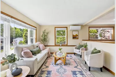 41 Mountain St #41, Woburn, MA 01801 - Photo 4
